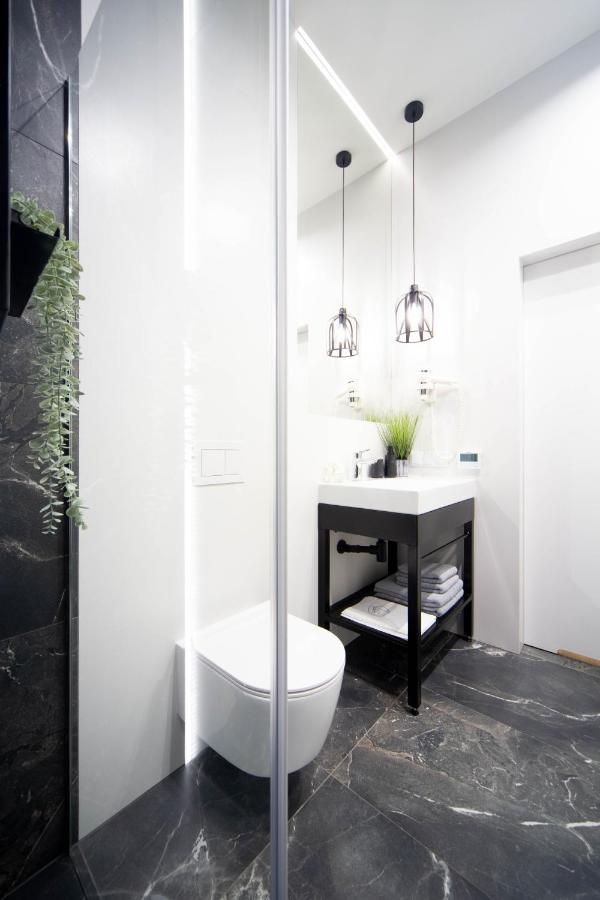 Jacuzzi Apartment Main Square 크라쿠프 외부 사진