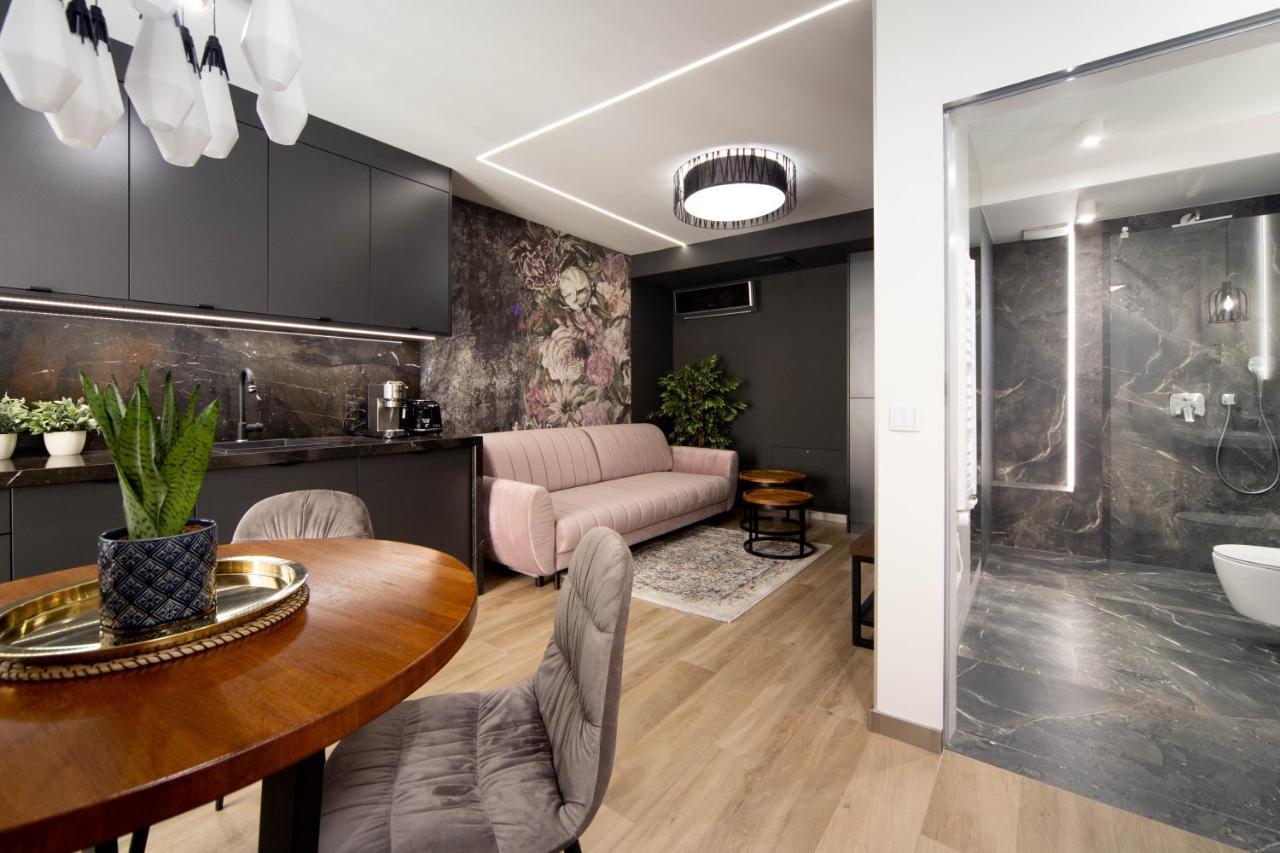 Jacuzzi Apartment Main Square 크라쿠프 외부 사진