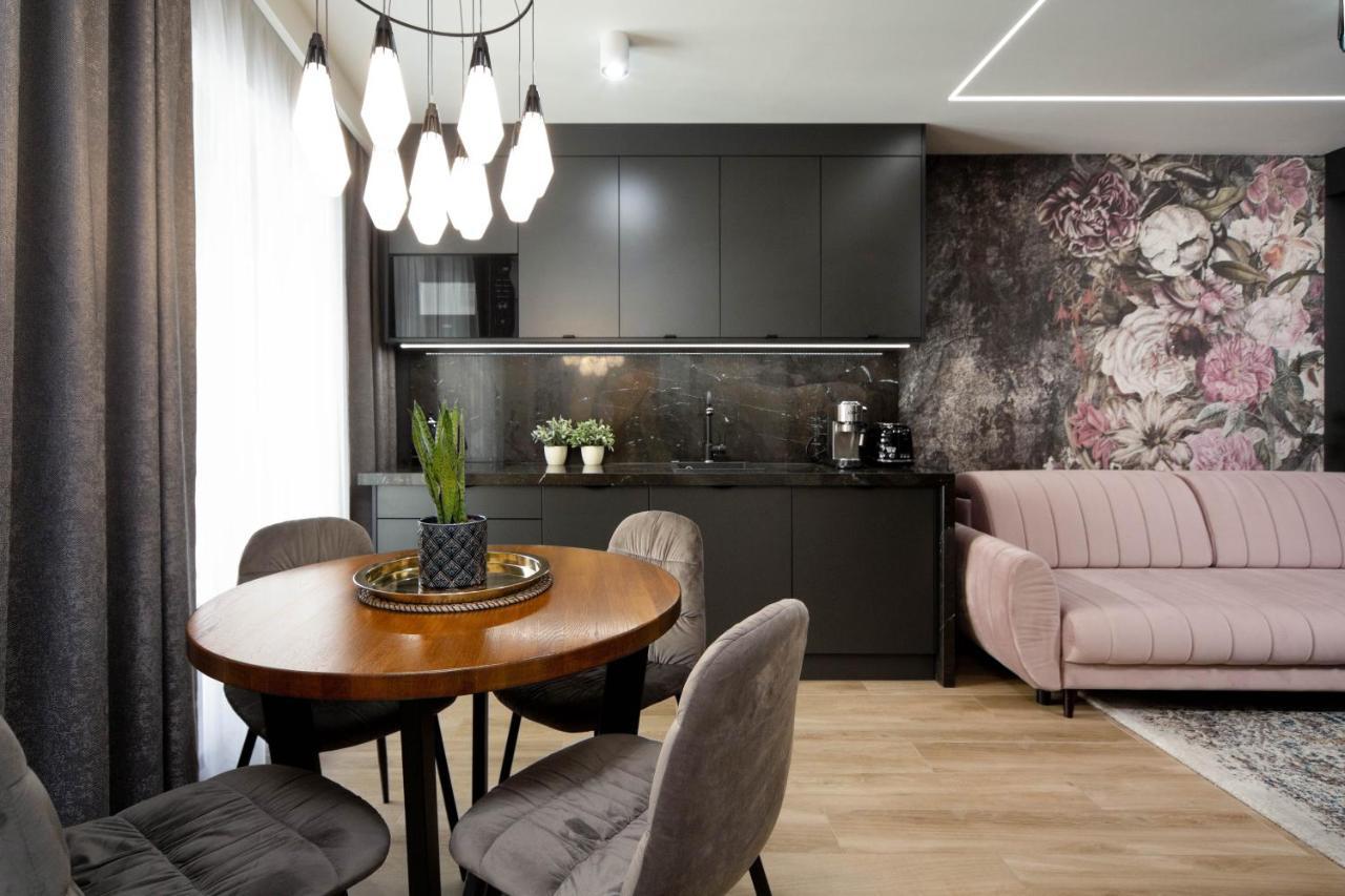 Jacuzzi Apartment Main Square 크라쿠프 외부 사진