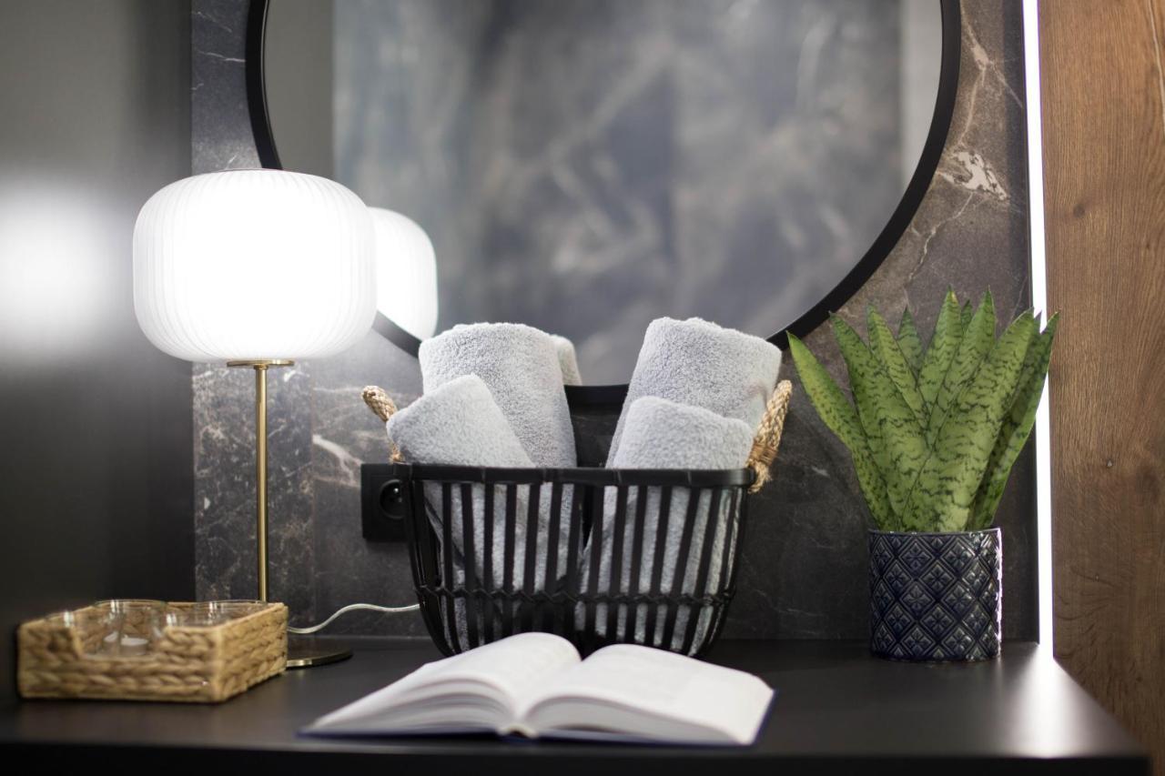 Jacuzzi Apartment Main Square 크라쿠프 외부 사진