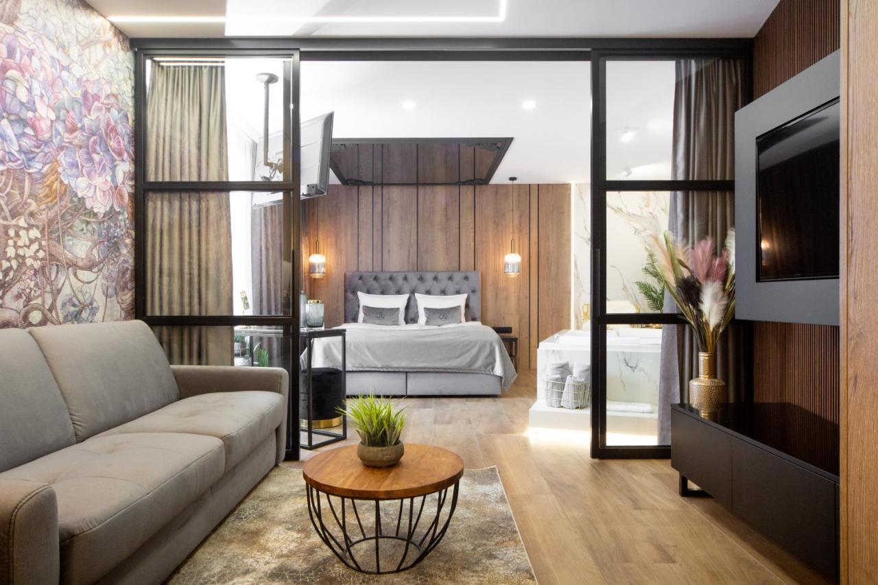 Jacuzzi Apartment Main Square 크라쿠프 외부 사진