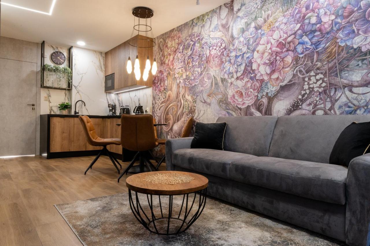 Jacuzzi Apartment Main Square 크라쿠프 외부 사진