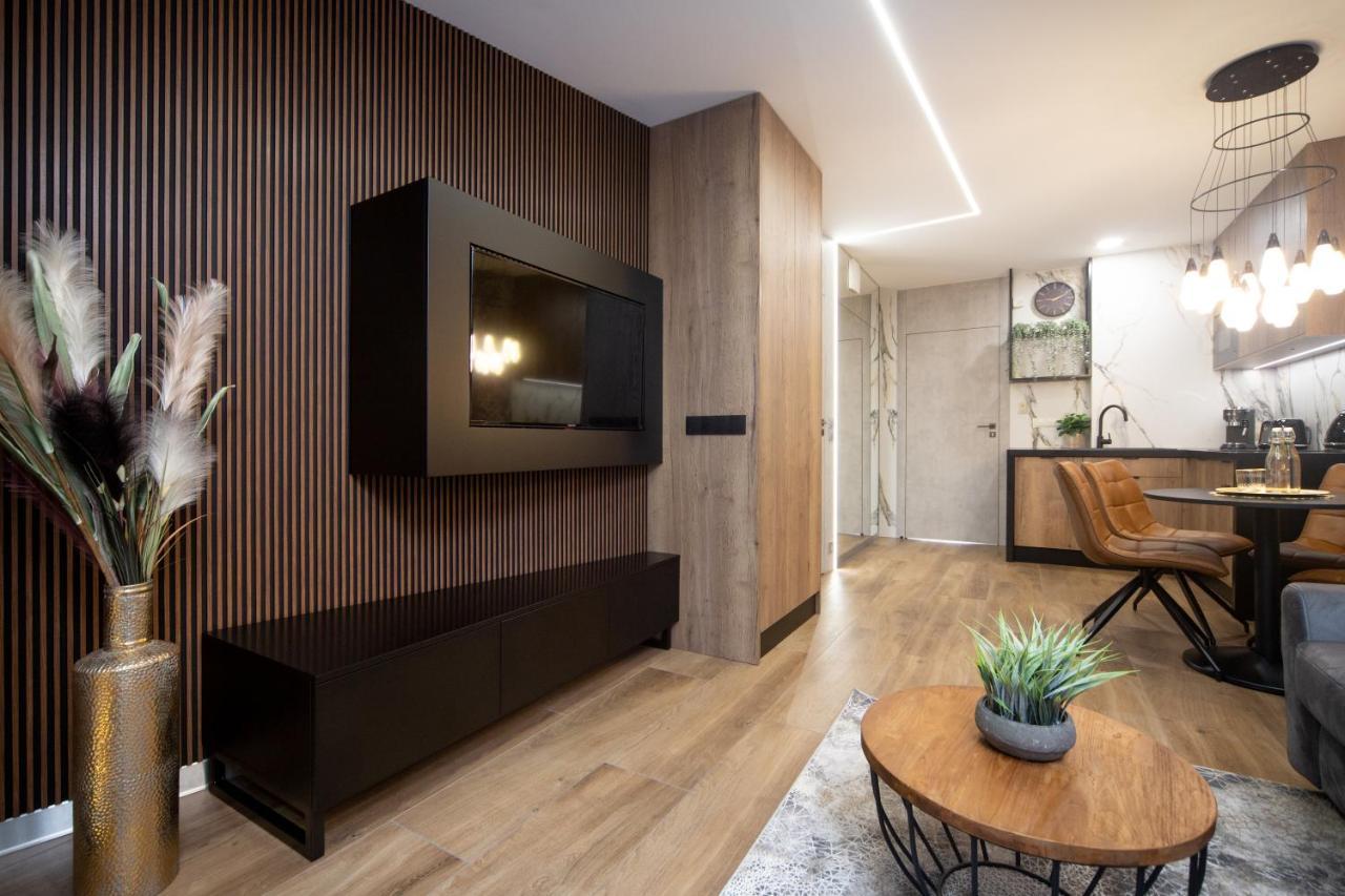 Jacuzzi Apartment Main Square 크라쿠프 외부 사진