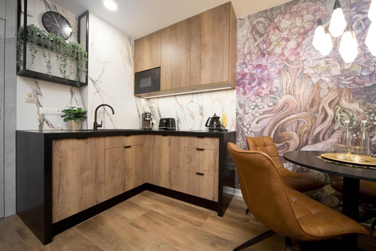 Jacuzzi Apartment Main Square 크라쿠프 외부 사진